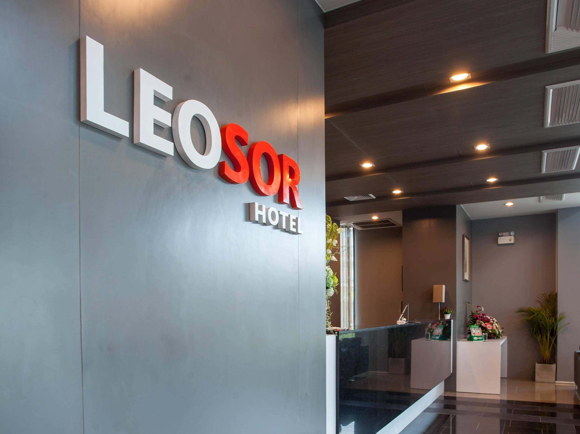 Leosor Hotel Nakhon Ratchasima Bagian luar foto