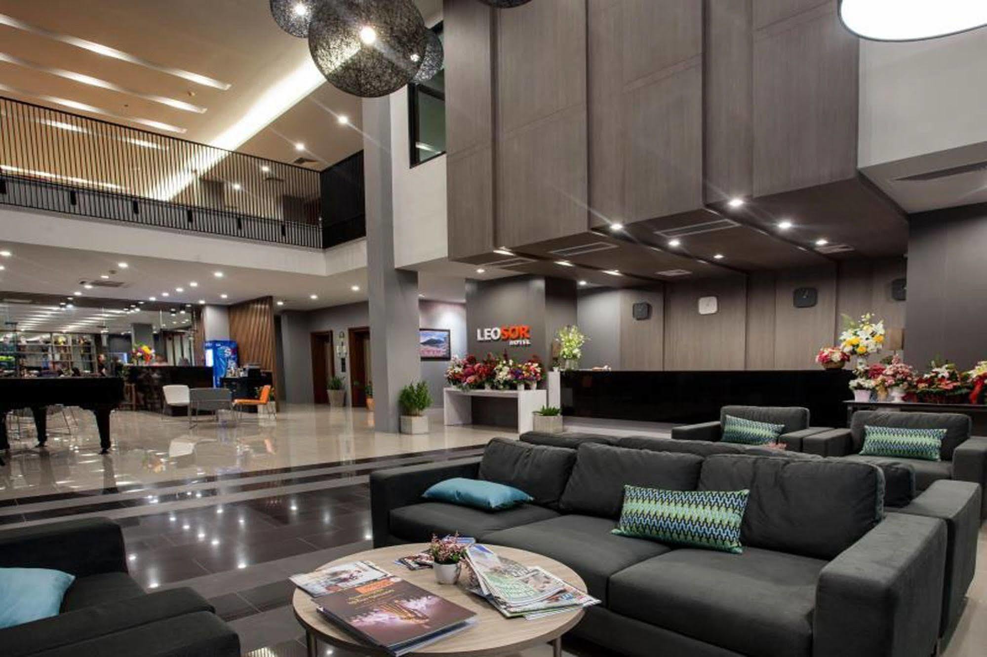 Leosor Hotel Nakhon Ratchasima Bagian luar foto