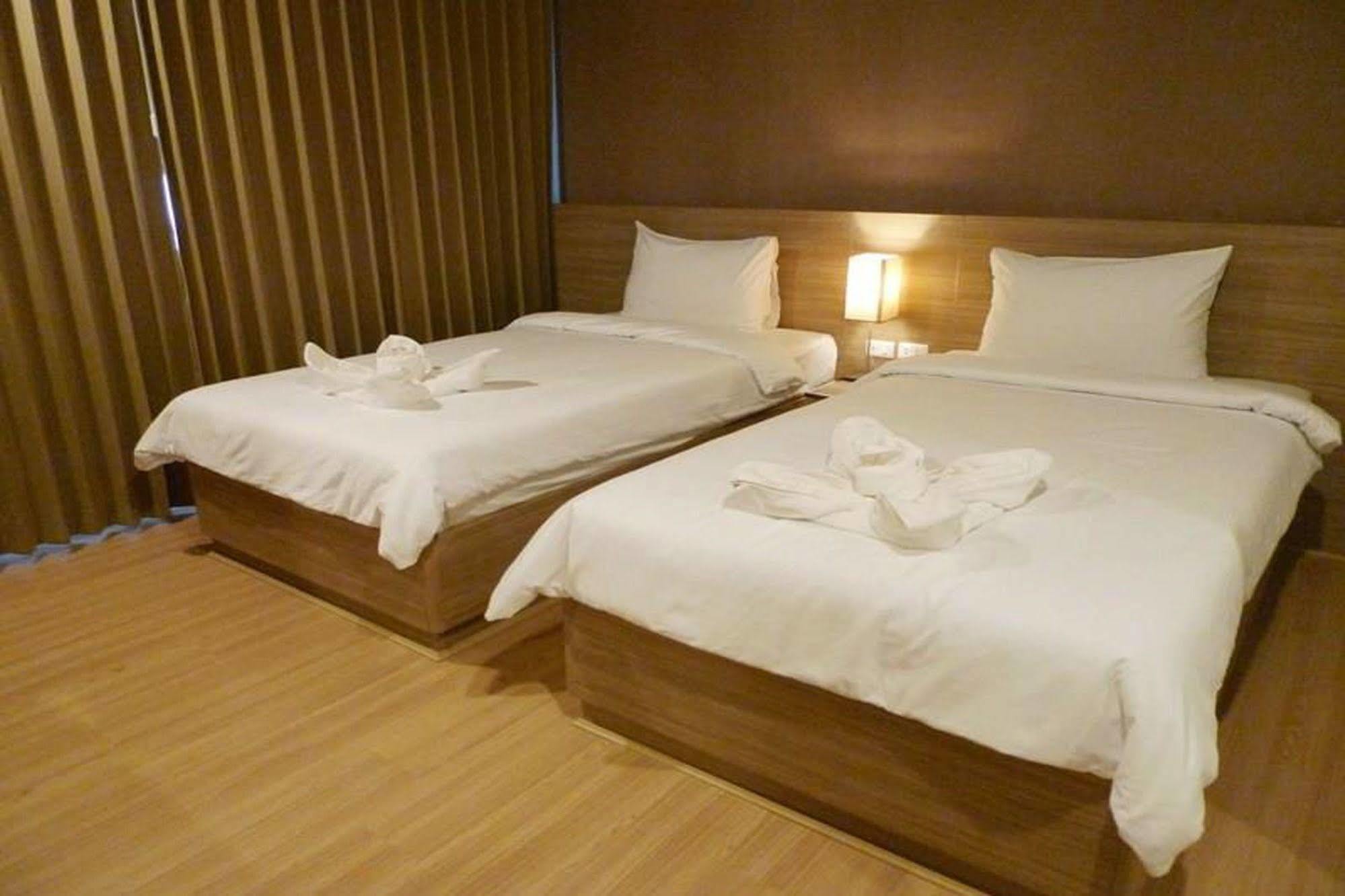 Leosor Hotel Nakhon Ratchasima Bagian luar foto