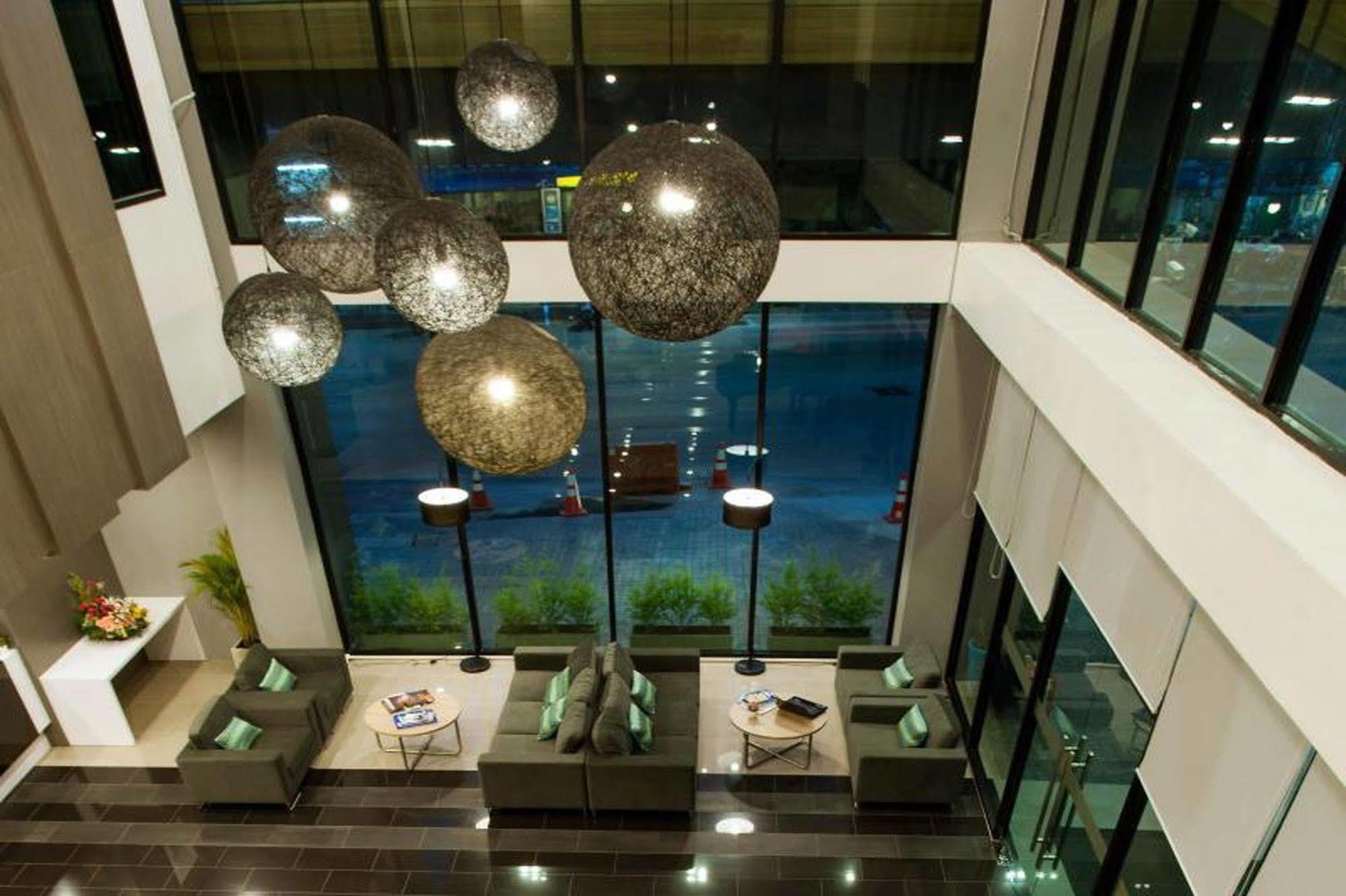 Leosor Hotel Nakhon Ratchasima Bagian luar foto